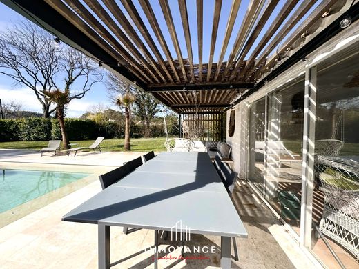 Villa in Sainte-Croix-de-Quintillargues, Hérault