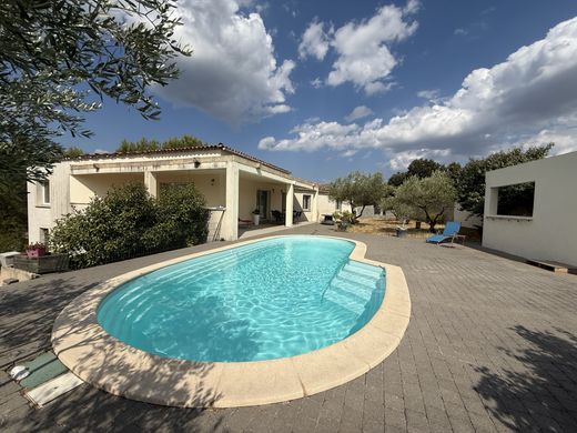 Casa di lusso a Poulx, Gard