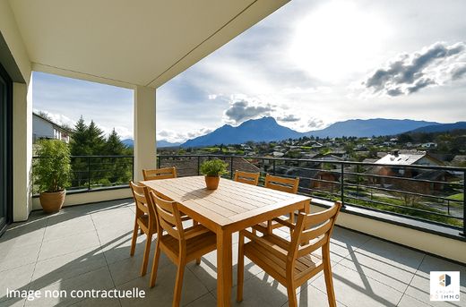 Apartment in Saint-Jeoire-Prieuré, Savoy