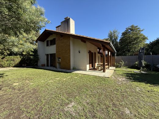 Элитный дом, Andernos-les-Bains, Gironde