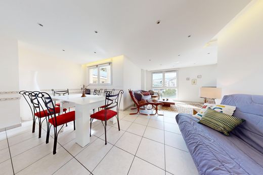 Annecy, Haute-Savoieのアパートメント