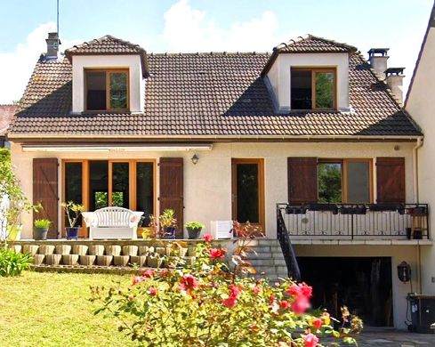 Luxus-Haus in Chennevières-sur-Marne, Val-de-Marne