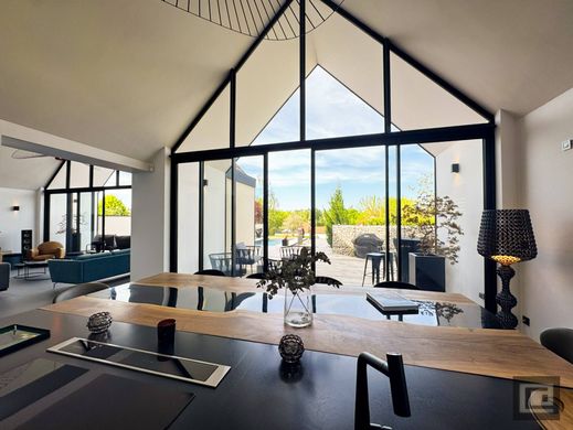 Luxury home in Givry, Saône-et-Loire