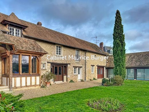 Luxury home in Pacy-sur-Eure, Eure