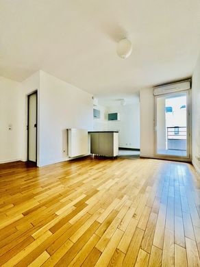 Apartment / Etagenwohnung in Drancy, Seine-Saint-Denis