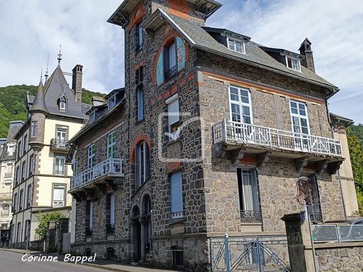 Villa in Mont-Dore, Puy-de-Dôme