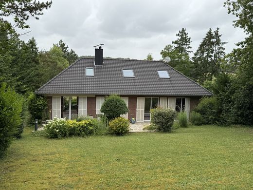 Luxury home in Saint-Fuscien, Somme