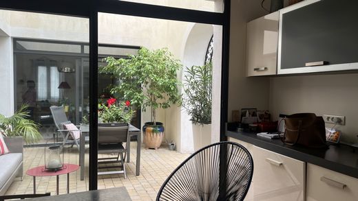 Appartamento a Nîmes, Gard