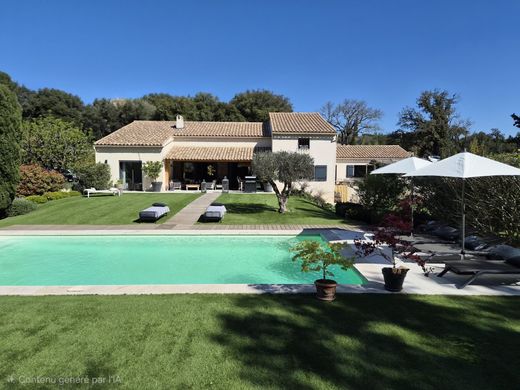 Villa à Le Plan-de-la-Tour, Var