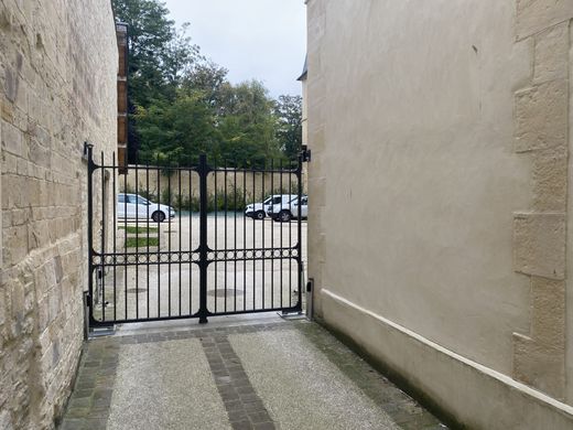 Apartment in Caen, Calvados