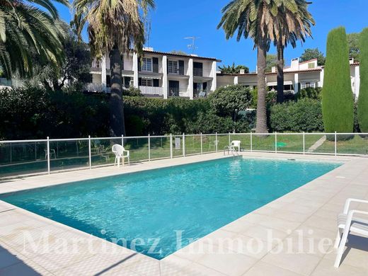 Casa de lujo en Cagnes-sur-Mer, Alpes Marítimos