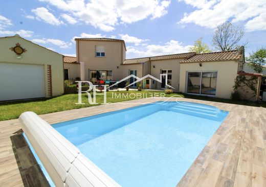 Luxury home in Landevieille, Vendée