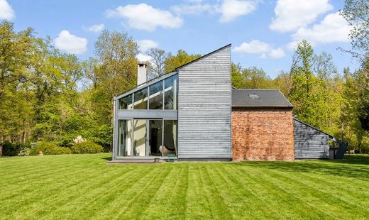 Luxury home in Herbeville, Yvelines