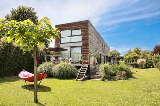 Villa a Tourmignies, North