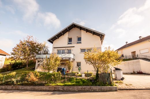 Luxus-Haus in Montperreux, Doubs
