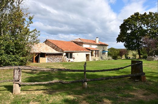 호화 저택 / Mauroux, Lot