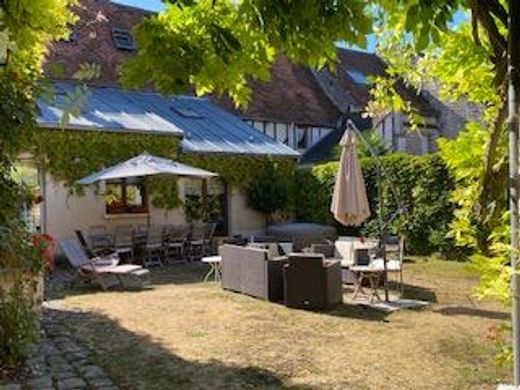Luxe woning in Gournay-sur-Aronde, Oise