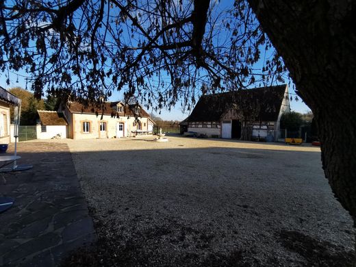 Luxe woning in Romorantin-Lanthenay, Loir-et-Cher