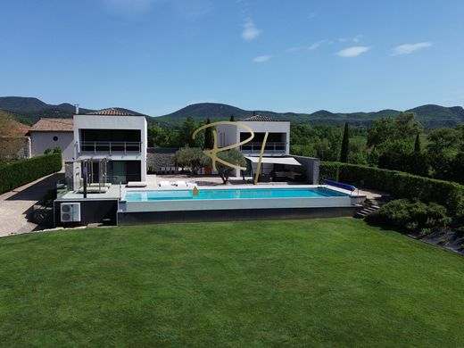 Luxury home in Ruoms, Ardèche