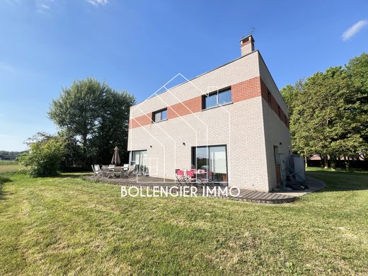 豪宅  Sainte-Marie-Cappel, North