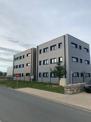 Biuro w Glisy, Somme