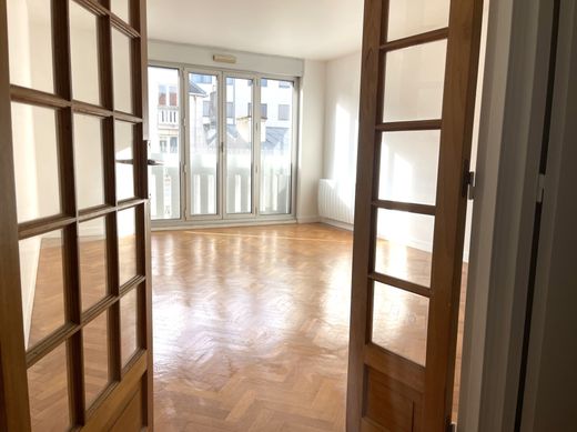 Saint-Mandé, Val-de-Marneのアパートメント