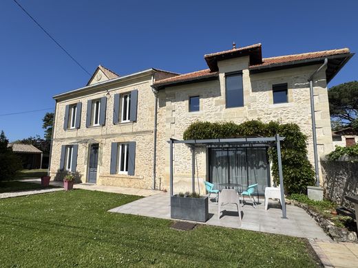 豪宅  Pujols-sur-Ciron, Gironde