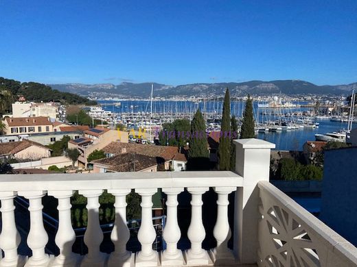 Вилла, Saint-Mandrier-sur-Mer, Var