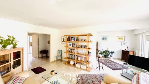 Piso / Apartamento en Aix-en-Provence, Bocas del Ródano
