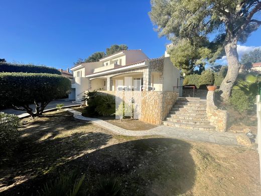 Casa di lusso a Saint-Raphaël, Var