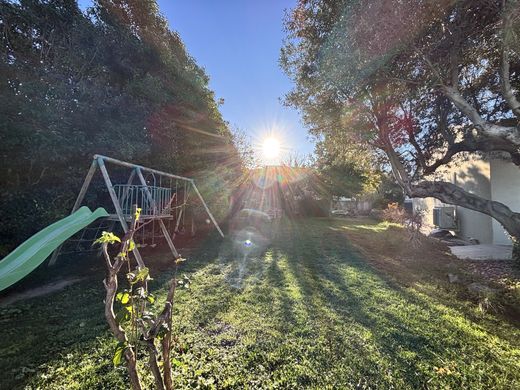 Villa a Marsiglia, Bocche del Rodano