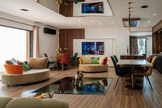 Apartment in Saint-Priest-en-Jarez, Loire