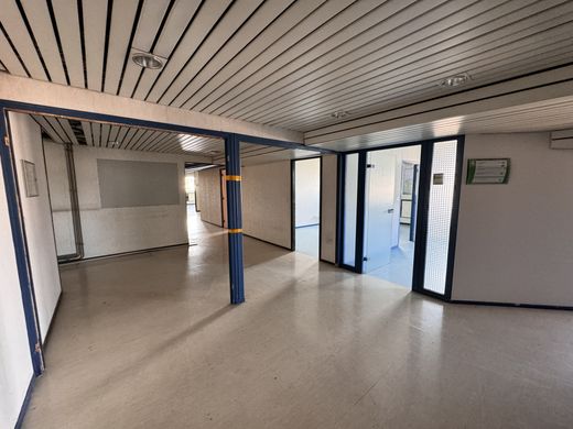 Πολυτελή κατοικία σε Μπεζανσόν, Doubs