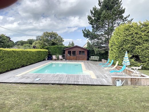 Luxury home in Pléneuf-Val-André, Côtes-d'Armor