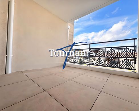 Apartment / Etagenwohnung in Sanary-sur-Mer, Var