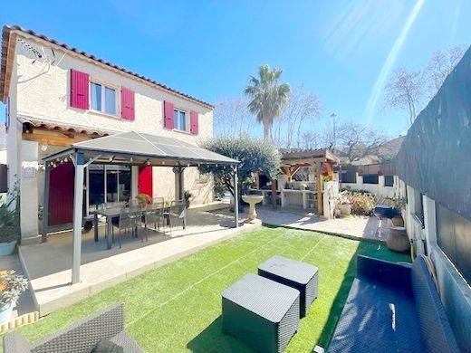 Luxus-Haus in Saint-Cyr-sur-Mer, Var