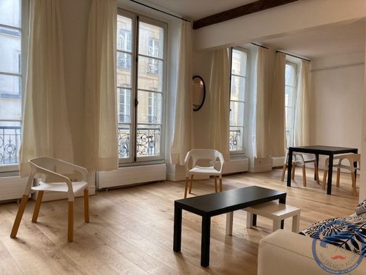 Appartement à Chatelet les Halles, Louvre-Tuileries, Palais Royal, Paris