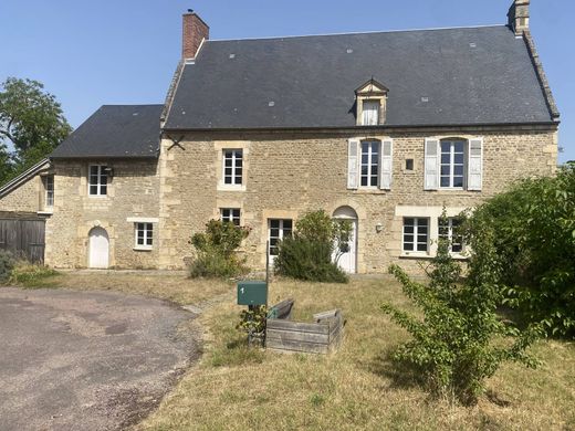 Luxury home in Fontaine-Étoupefour, Calvados