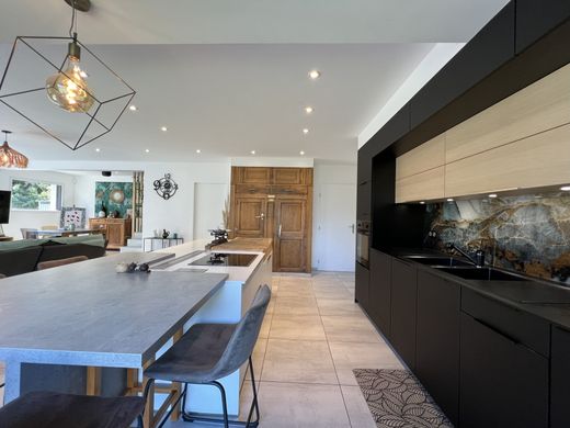 Casa de luxo - Saint-Jean-de-Maurienne, Sabóia