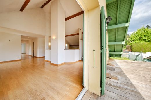 Apartment in Annecy-le-Vieux, Haute-Savoie