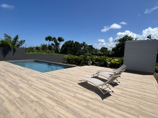 Maison de luxe à Baie-Mahault, Guadeloupe