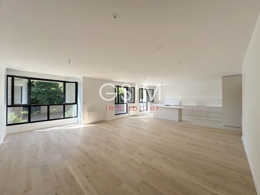 Apartment in Garches, Hauts-de-Seine