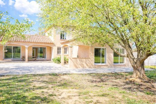 Maison de luxe à Orange, Vaucluse