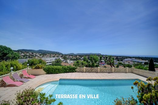Maison de luxe à Carnoux-en-Provence, Bouches-du-Rhône