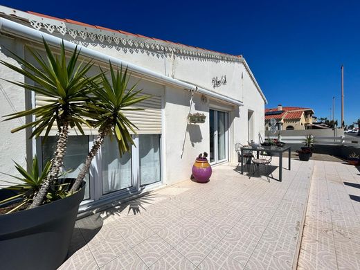 Villa in Le Barcarès, Pyrénées-Orientales