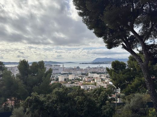 Luxe woning in Toulon, Var