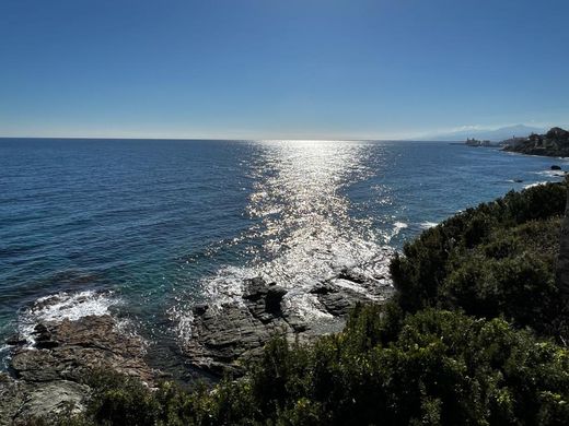 Appartement in San-Martino-di-Lota, Upper Corsica