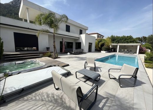 Luxury home in La Valette-du-Var, Var