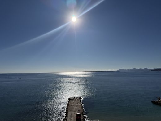 아파트 / Juan-les-Pins, Alpes-Maritimes