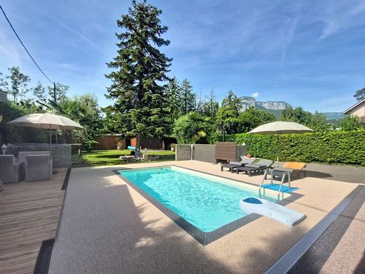 Luxury home in La Ravoire, Savoy